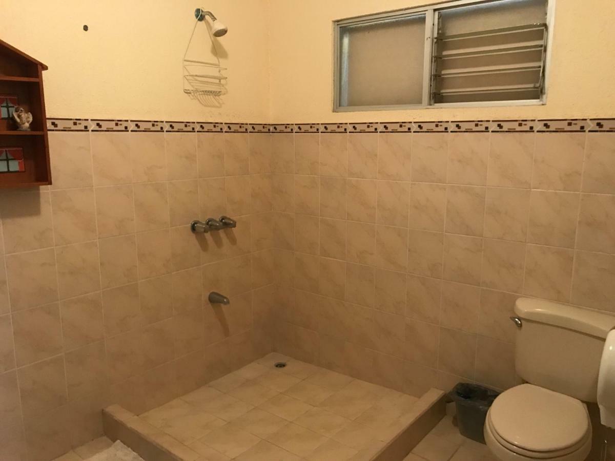 Casa Del Suizo Acomodação com café da manhã Desamparados  Exterior foto